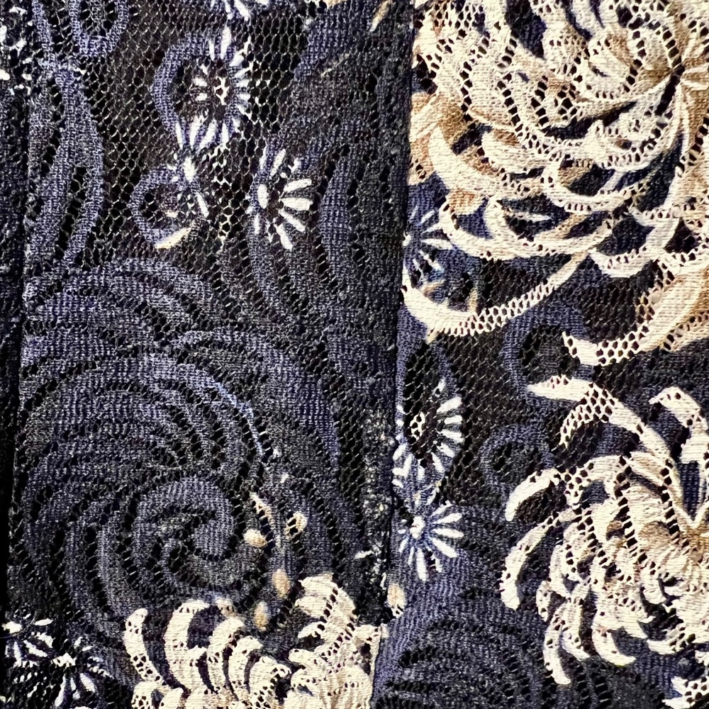 Perceptions Navy & White Floral Maxi Dress, NWOT - Picture 3 of 4